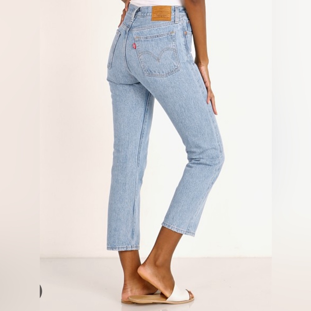 Levis wedgie straight jeans🩵